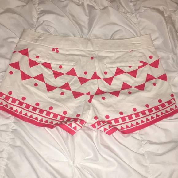 Pink and White Aztec print shorts - Picture 2 of 2